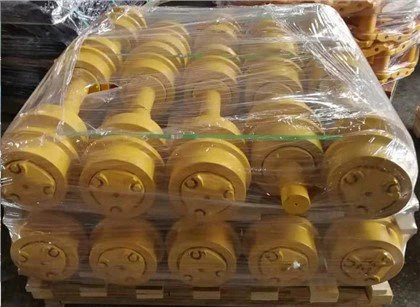 Sem valjak za buldožer SEM822